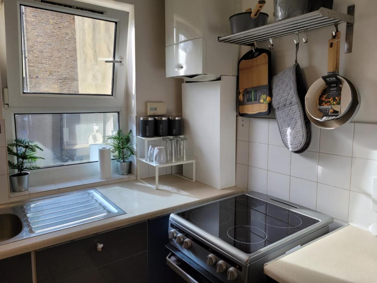 Stunning 1 Bedroom Apartment In London Exterior photo