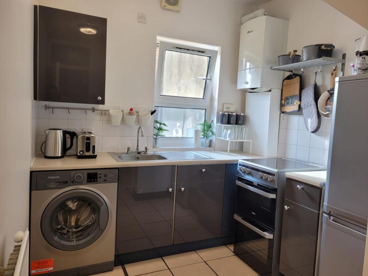 Stunning 1 Bedroom Apartment In London Exterior photo